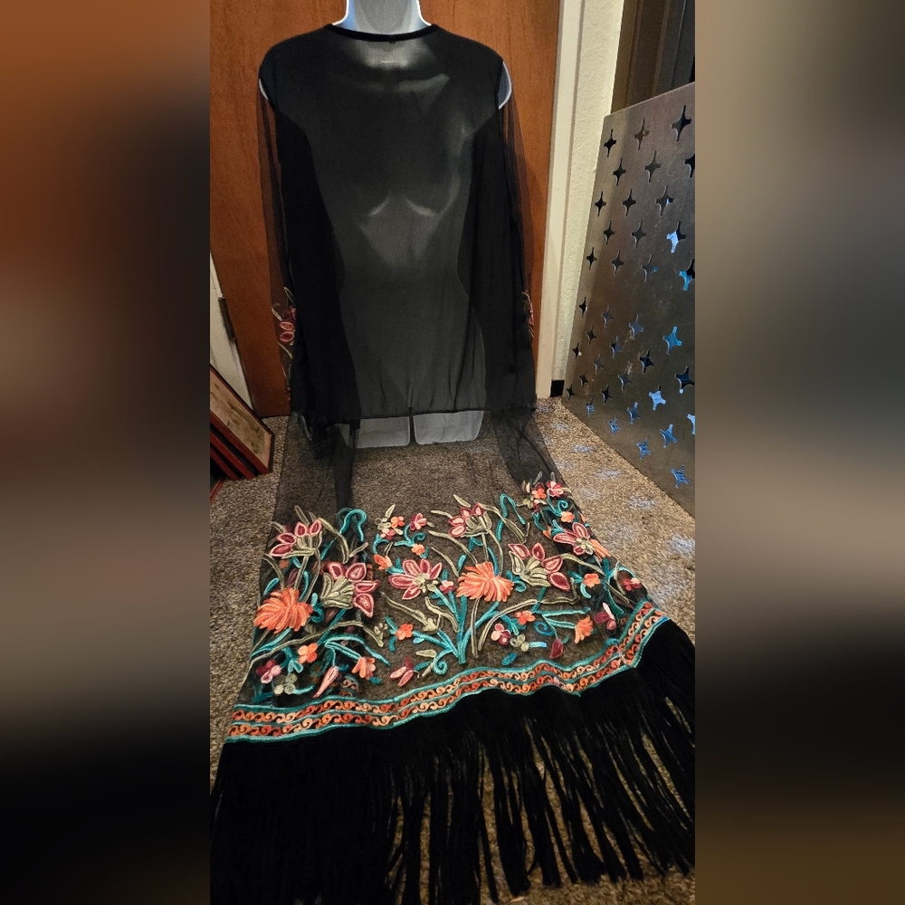 Johnny Was Black Sheer Kimono with Floral Embroidery SzM - Picture 9 of 13